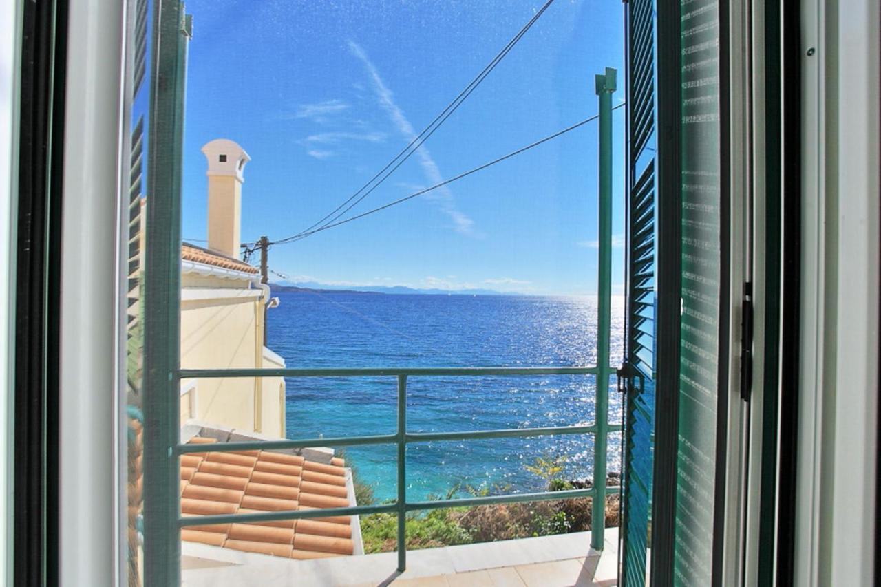 Sea Front Studio Alexandra Nisaki  Exterior photo
